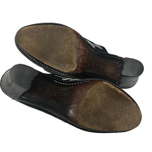 Donald J. Pliner Bozza - Picture 6 of 8